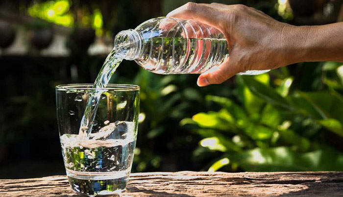 نوشیدن آب برای پوست